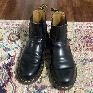 Doc Martens Chelsea boots
